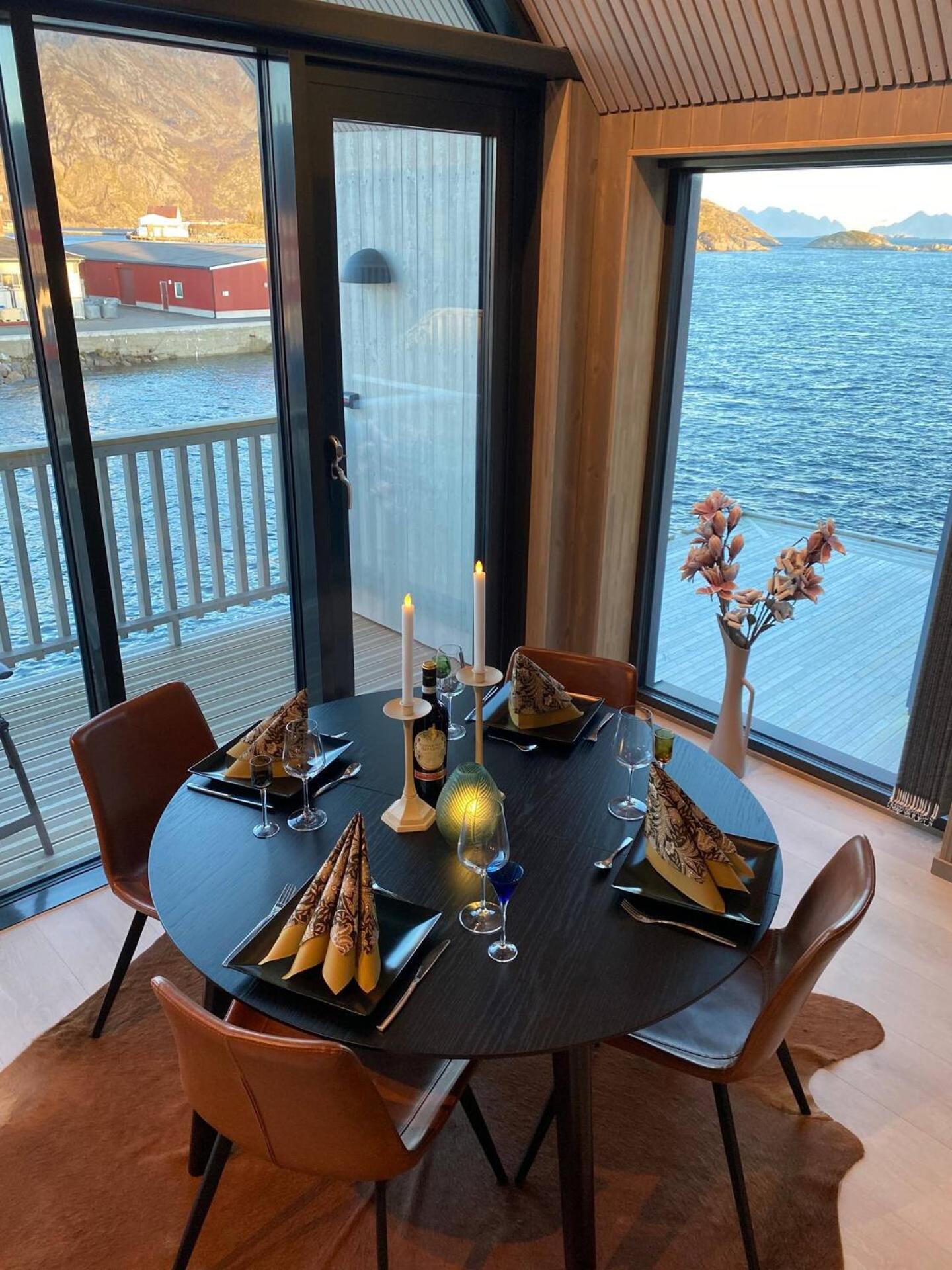 Ny Leilighet I Henningsvaer! Exterior foto